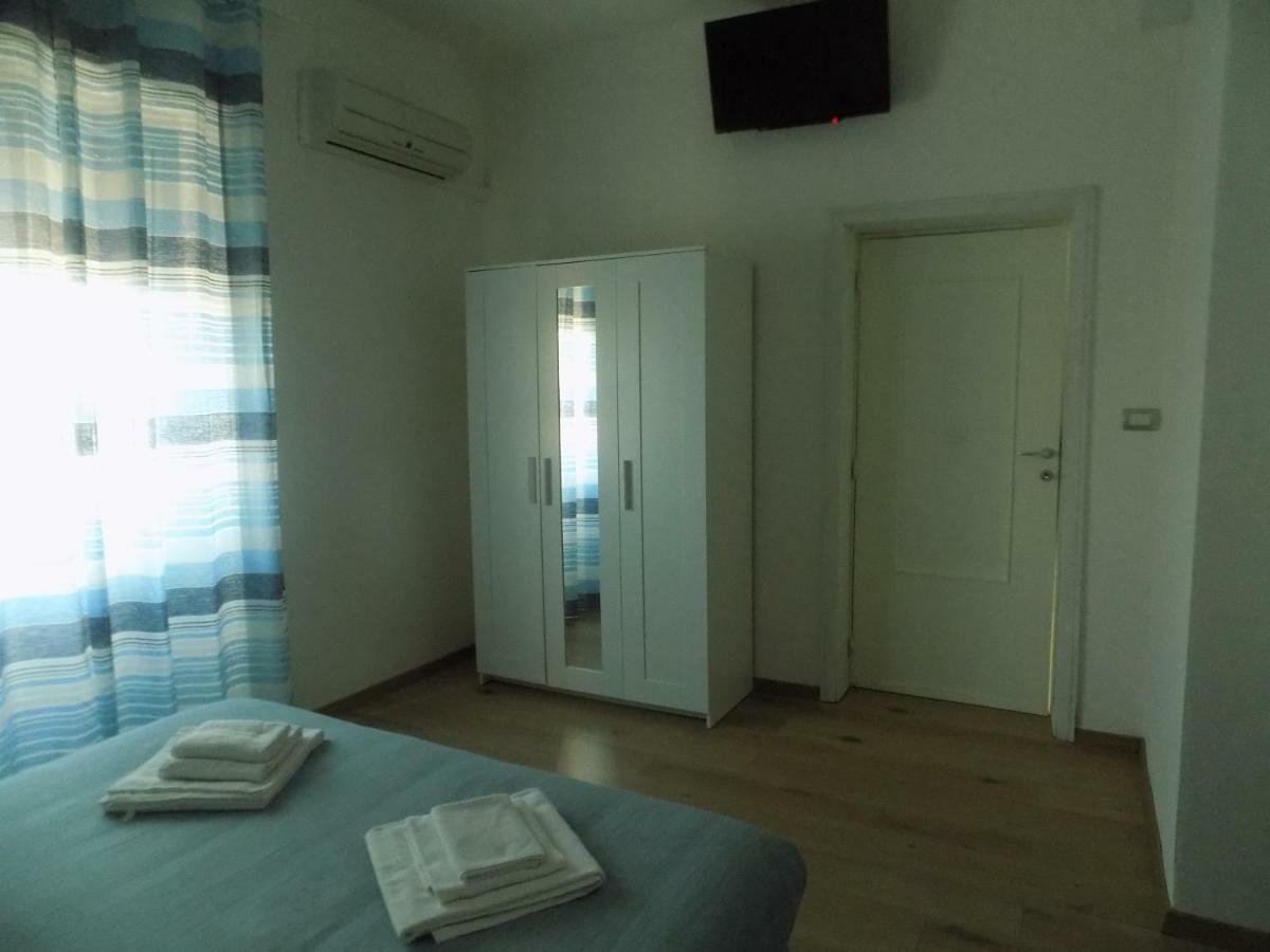 Omphalos Hotel Alghero Bagian luar foto